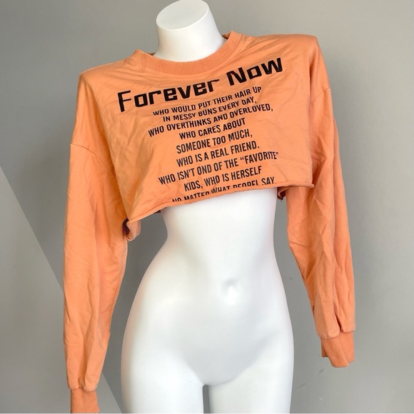 Y2K Punk Long Sleeve Graphic Crop Top - Picture 2 of 5